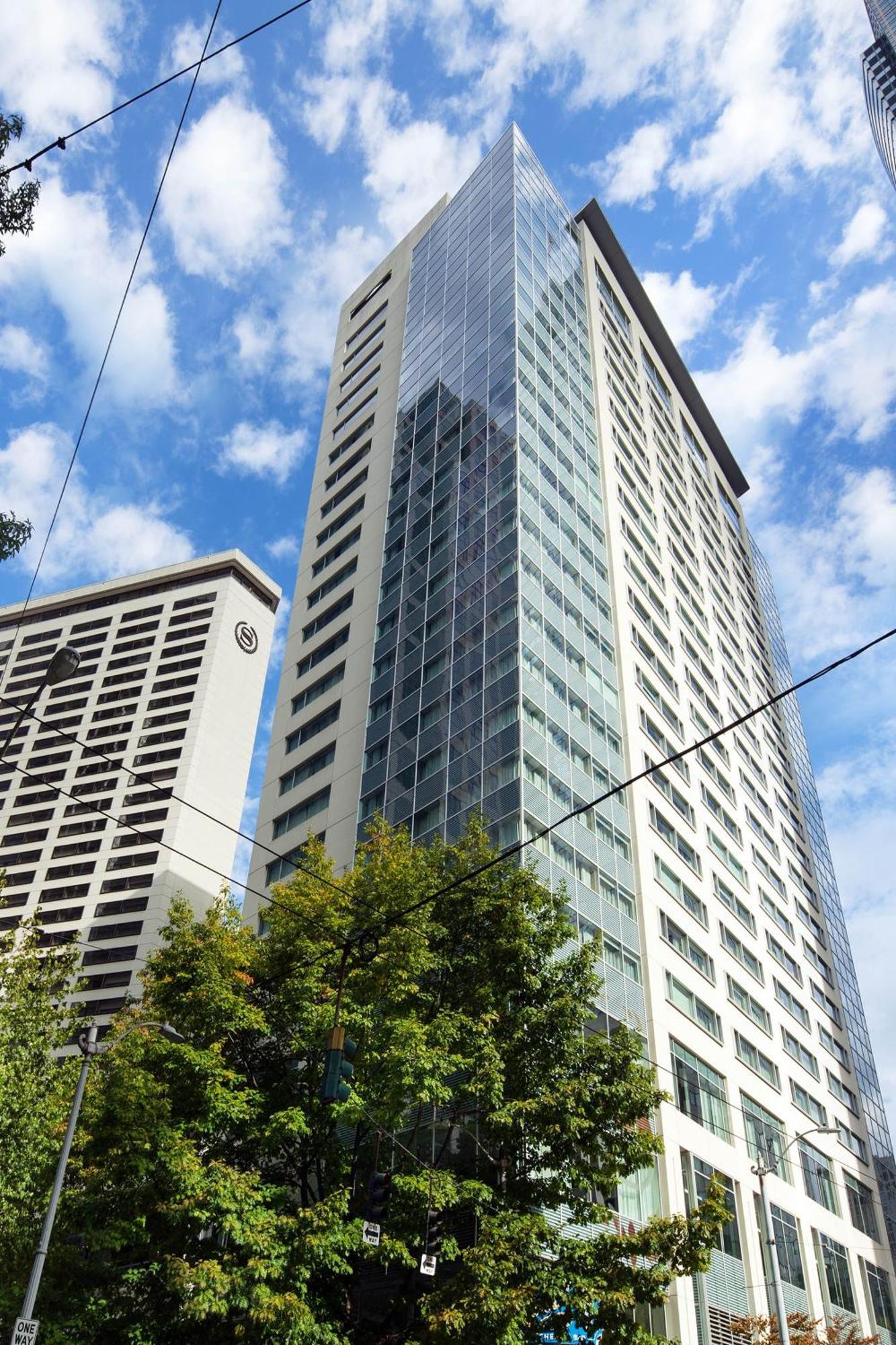 Sheraton Grand Seattle Exterior photo